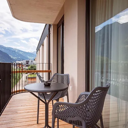 Modern Holiday With 2 Bedrooms In Fügen