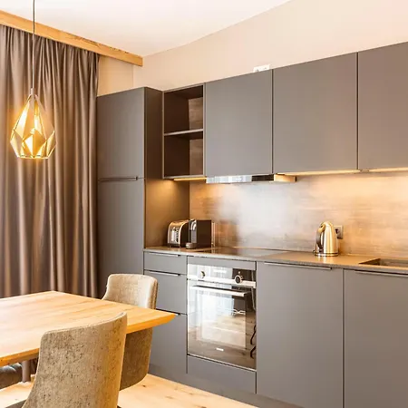 Modern Holiday With 2 Bedrooms In Apartmán *